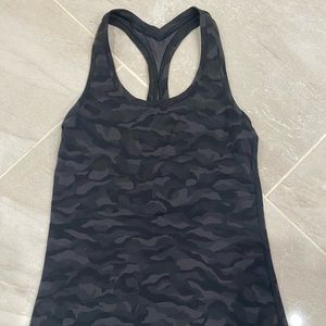 Lululemon Swiftly Tech